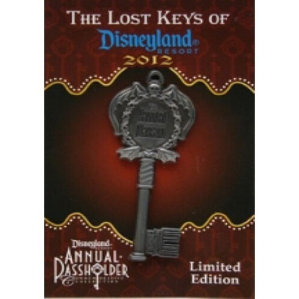Disney Pin  Haunted Mansion Key‎ DLR Annual Passholder Unlock The Magic LE 91713